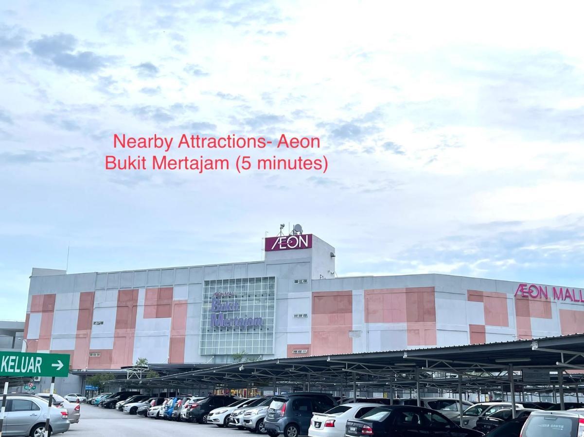 Entire 33 Cozy House • 3 Bedroom @ Alma Bukit Mertajam Exterior foto