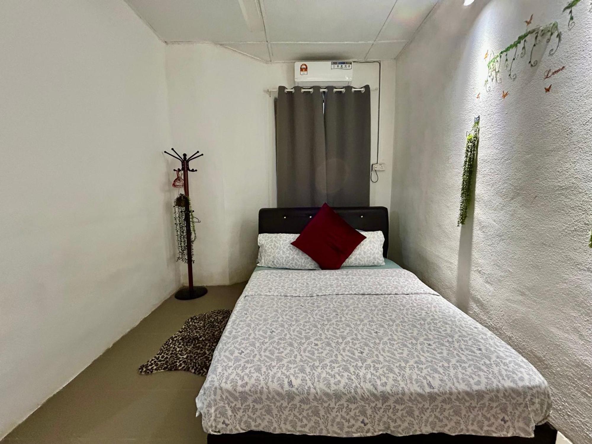 Entire 33 Cozy House • 3 Bedroom @ Alma Bukit Mertajam Exterior foto