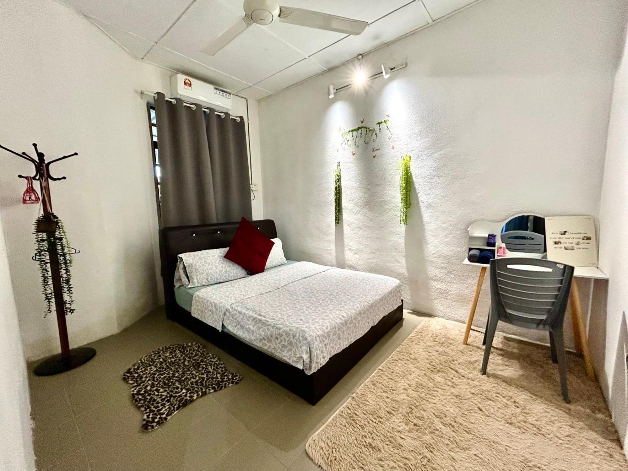 Entire 33 Cozy House • 3 Bedroom @ Alma Bukit Mertajam Exterior foto